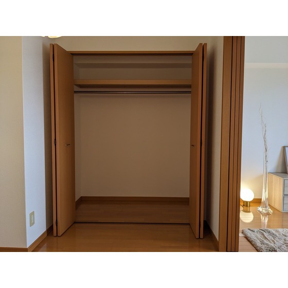 Close holdの内装写真