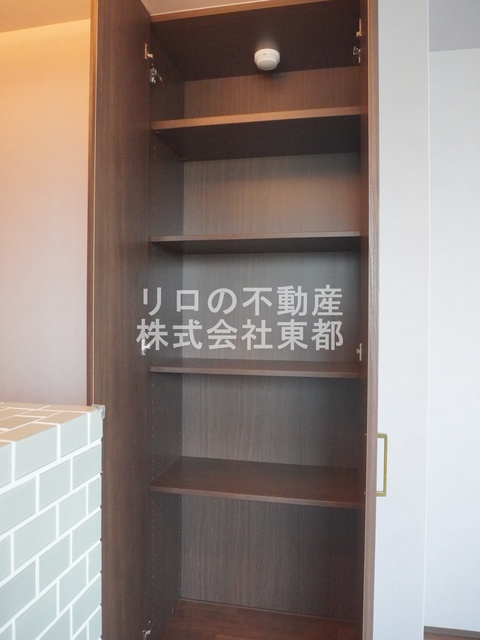 収納　奥行のある収納付です！増えがちな荷物をもスッキリ収納できます