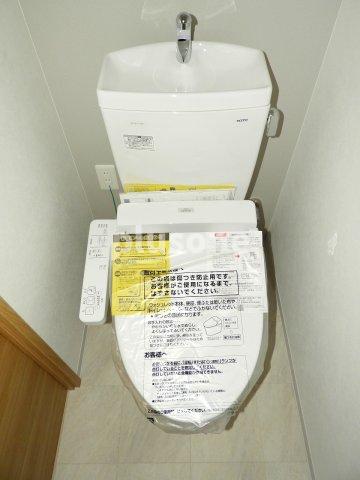 レジュールアッシュ京橋のトイレ写真