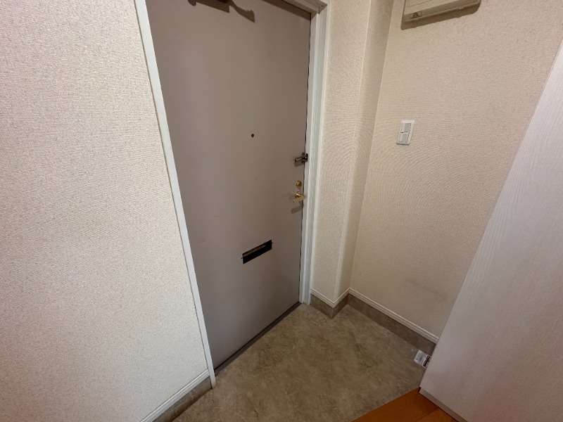 玄関　玄関スペースもしっかりと確保されています。