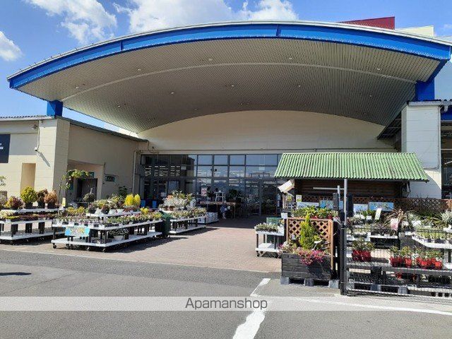 ホームセンター　ＤＣＭ重信店様（ホームセンター）まで880m