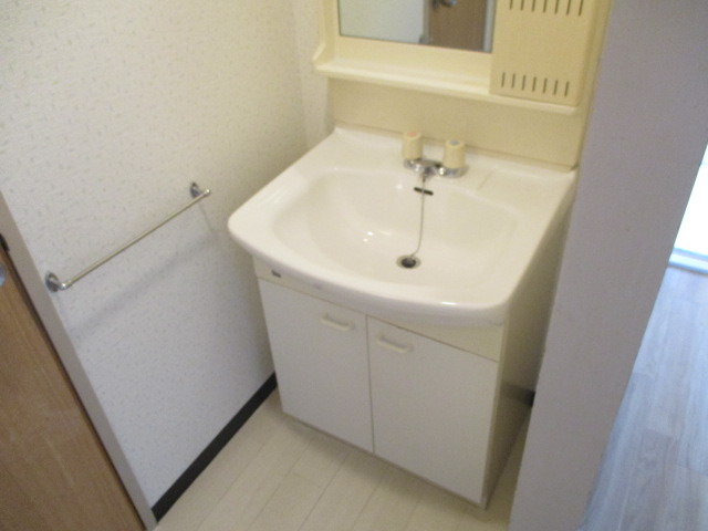 洗面設備　洗面所です