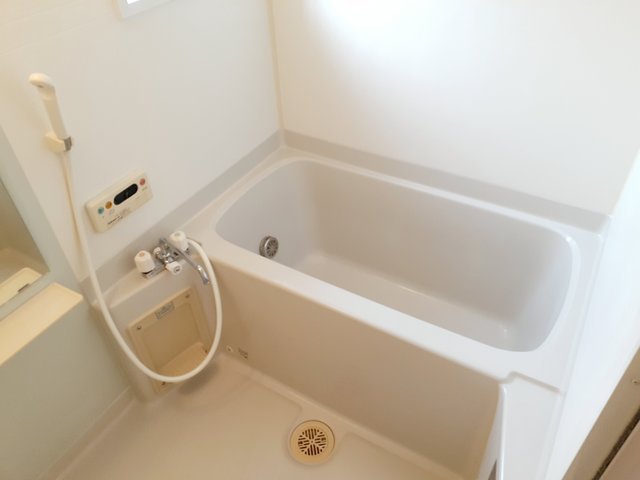 バス・シャワールーム　日々の暮らしに欠かせないお風呂です