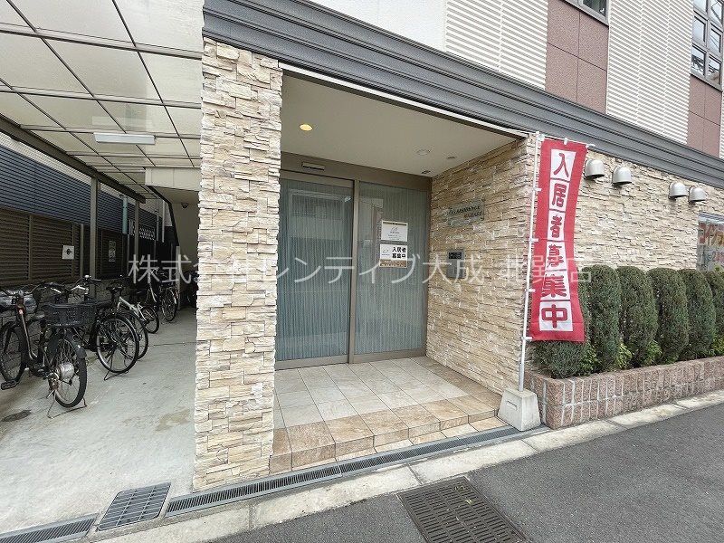 ＪＲ関西本線 東部市場前駅 徒歩12分 3階建 築15年の外観写真