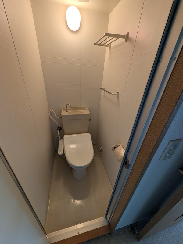 遠州鉄道 上島駅 徒歩37分 6階建 築27年のトイレ写真