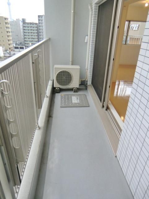 バルコニー　写真は同タイプ住居です