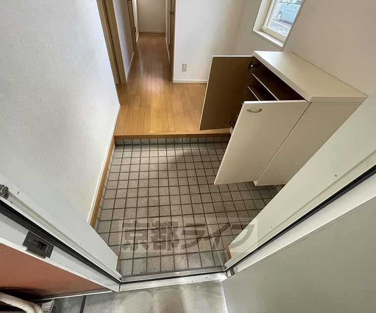 ビクトワールKS京田辺の玄関写真