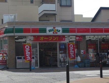 コンビニ　サンクス福岡城南区役所前店（コンビニ）まで244m
