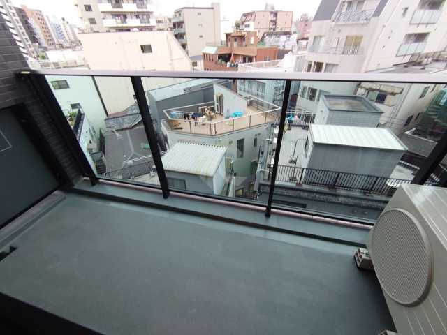 バルコニー　別部屋の参考写真です。