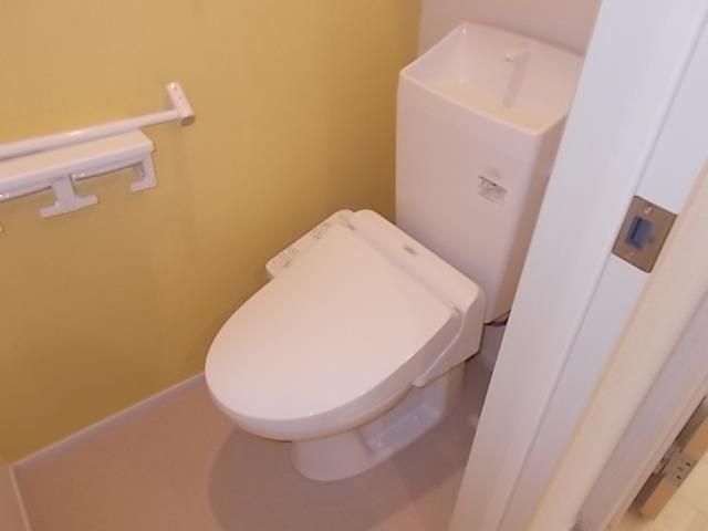 ミレ フィオーリIIのトイレ写真