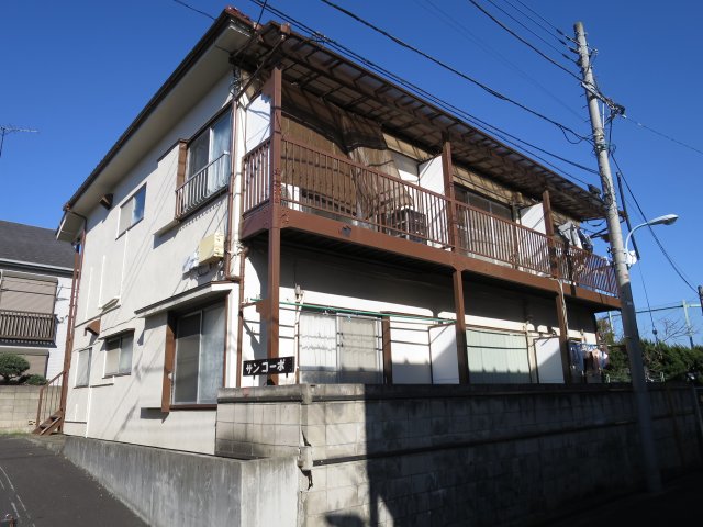 建物外観　落ち着いた雰囲気の外観です