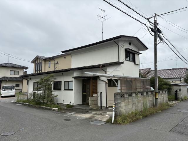ＪＲ東北本線 郡山駅 バス乗車時間：17分 最寄りバス停で下車 徒歩3分 築61年