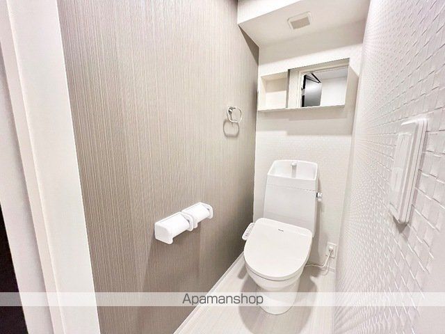 海部郡大治町 2階建 築1年のトイレ写真