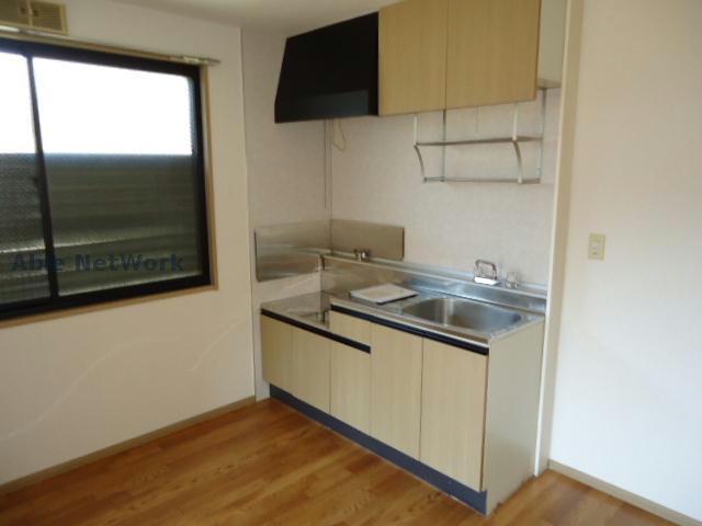キッチン　※同物件別部屋