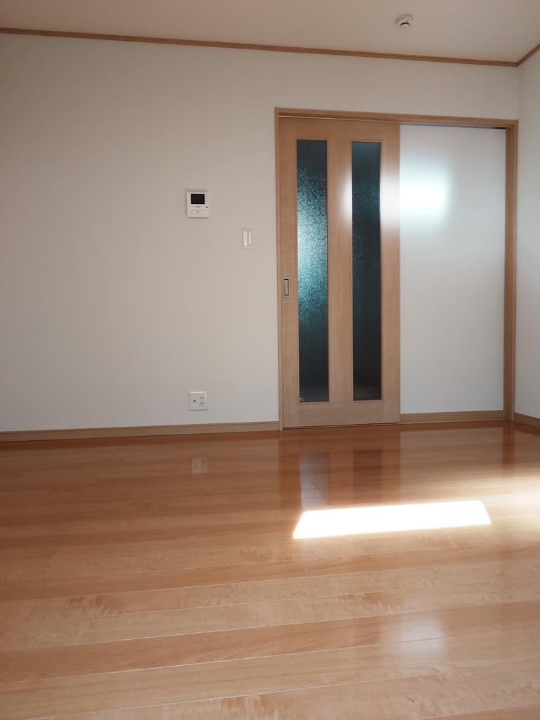 平町1丁目アパートの居間写真
