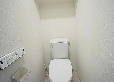 ＪＲ総武線 浅草橋駅 徒歩8分 13階建 築6年のトイレ写真