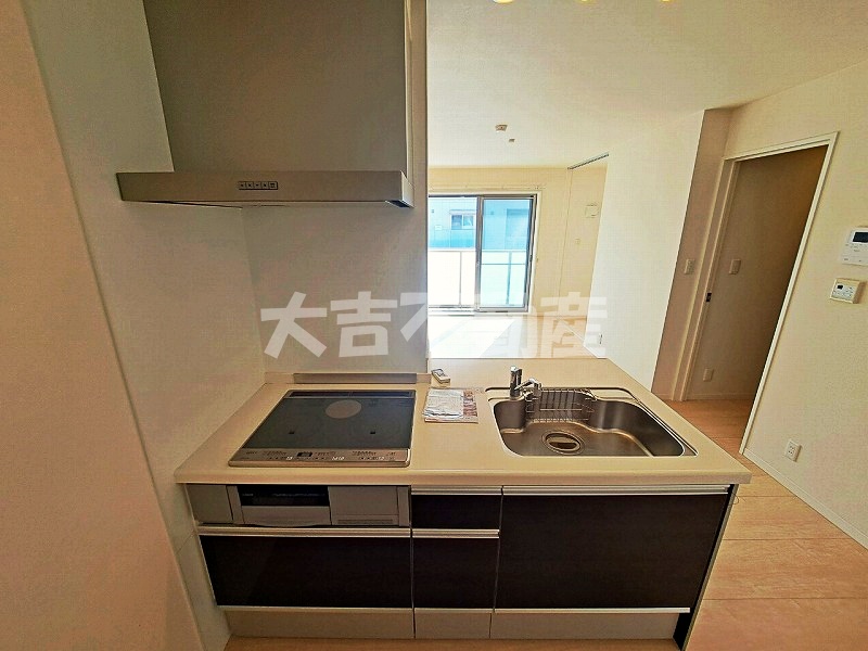 キッチン　※別部屋の写真です