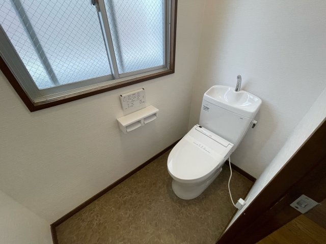 百武ビルのトイレ写真