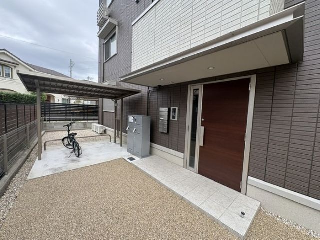 メゾンあらい B棟の外観写真