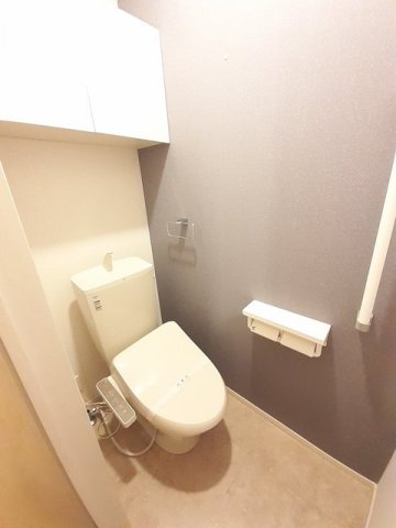 トイレ　清潔感のあるトイレです