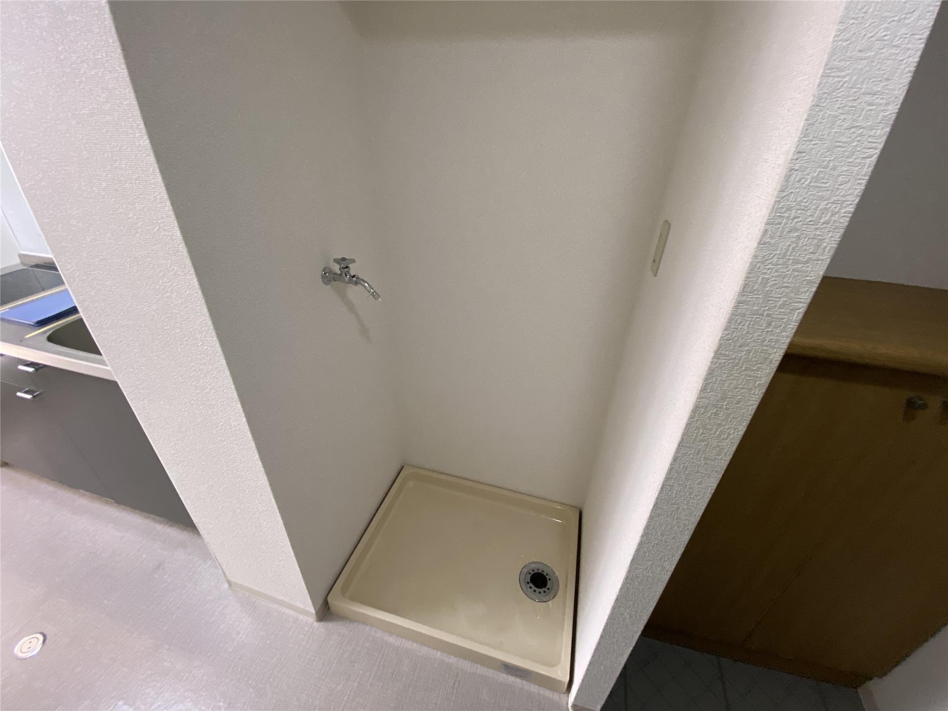 その他設備　室内洗濯機置場です