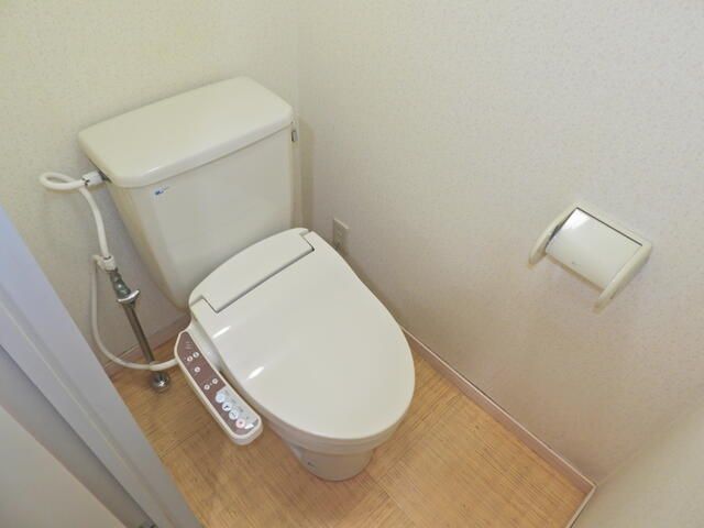 トイレ　清潔感のあるトイレです