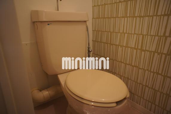 トイレ　バス・トイレが別です。