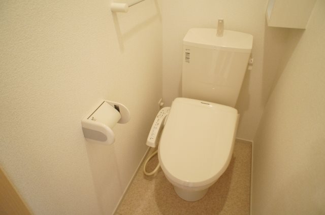 トイレ　※別部屋参考写真