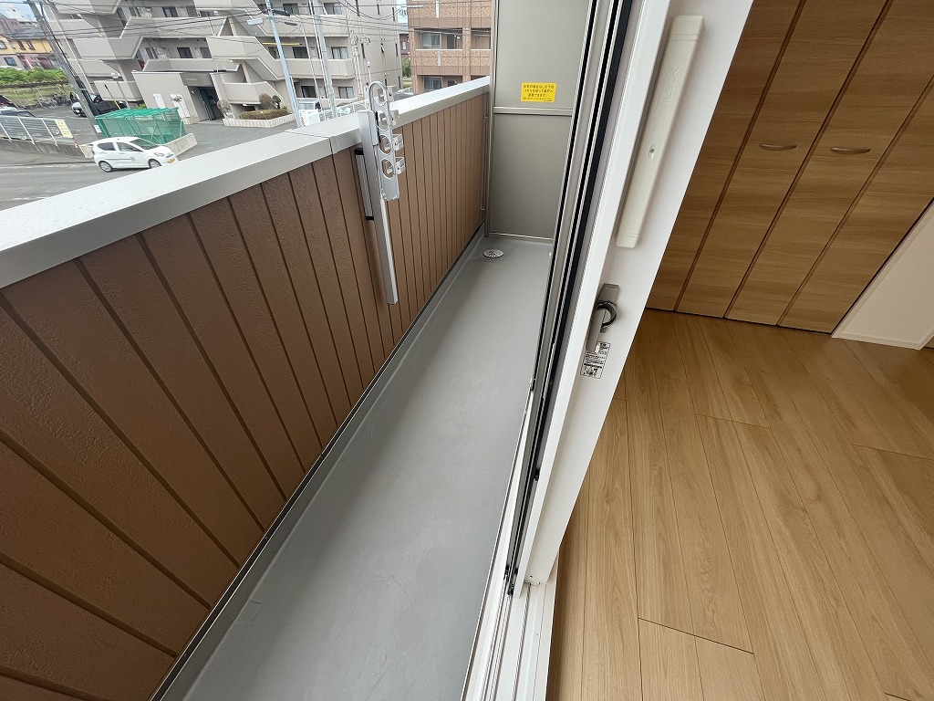 バルコニー　写真は2階