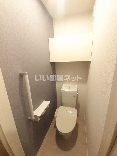 【八女市蒲原のアパートのトイレ】