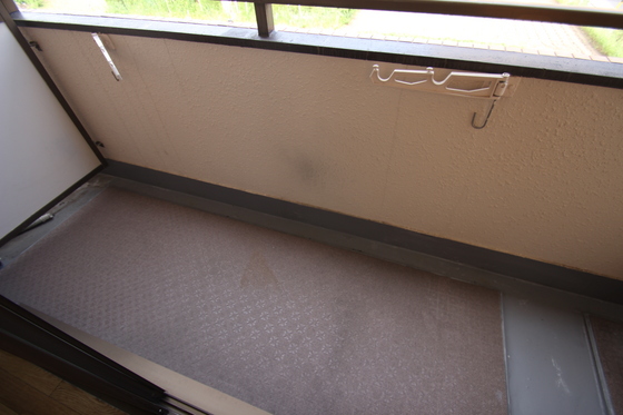 バルコニー　※別号室の写真になります