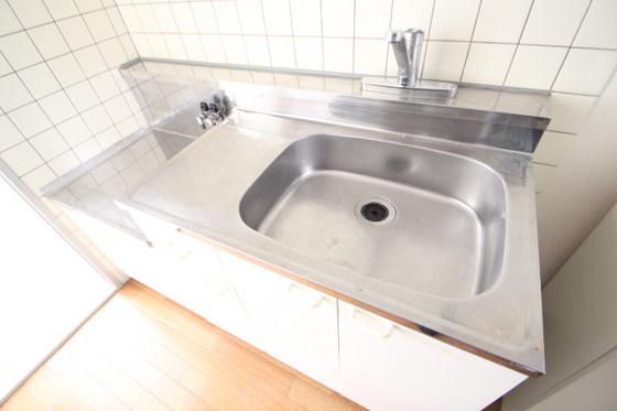 キッチン　※別部屋の写真です