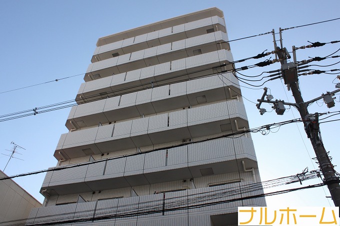大阪市平野区加美東のマンションの建物外観