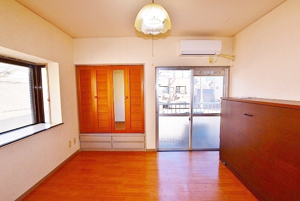 居室・リビング　★洋室6帖★