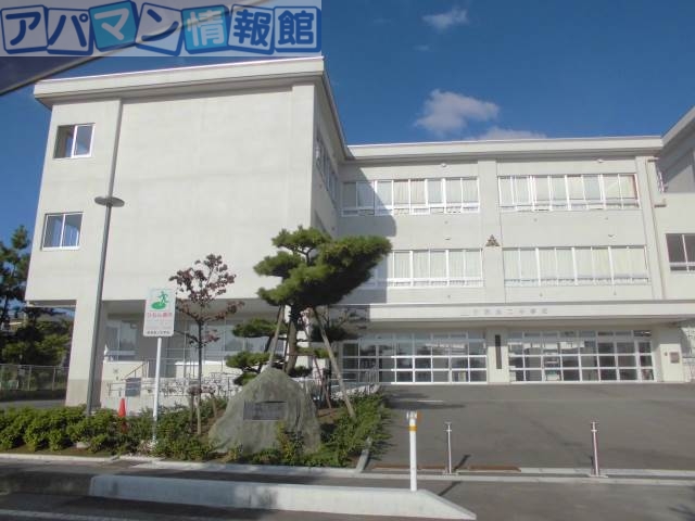 【セジュール荻川Ｂの中学校】