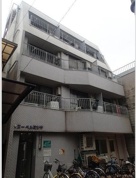 大阪市淀川区三津屋中のマンションの建物外観