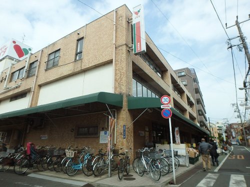 【板橋区東新町のアパートのスーパー】