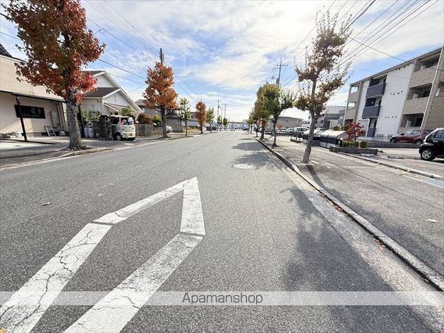 その他　前面道路（その他）まで0m