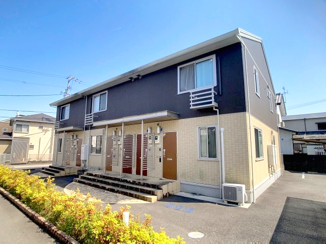 建物外観　2025年4月撮影