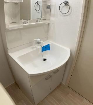 洗面設備　洗髪洗面化粧台