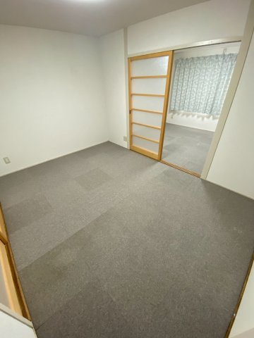 その他部屋・スペース　明るい色調の室内です