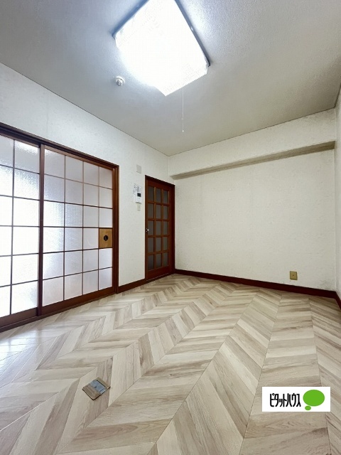 居室・リビング　３０２　同一タイプ