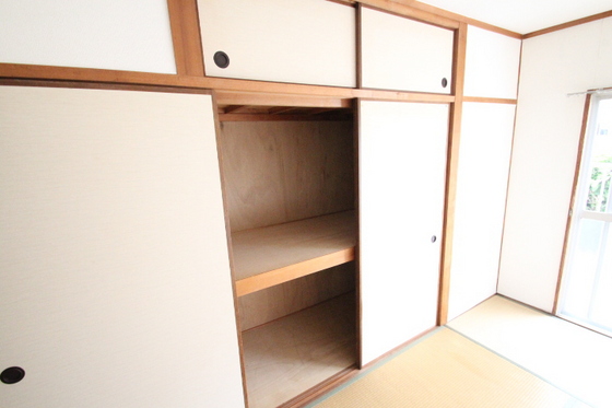 収納　※別部屋の写真です