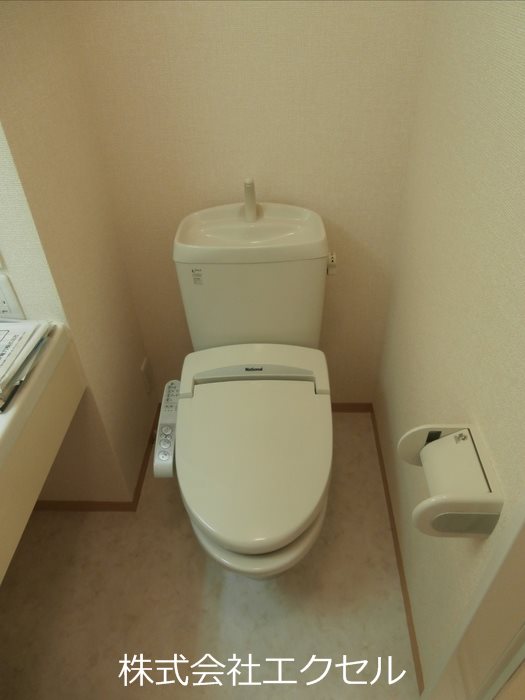 トイレ　同建物別室の物です。