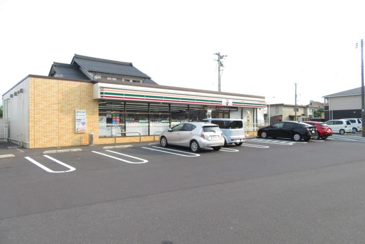 コンビニ　セブンイレブン松江楽山店（コンビニ）まで650m
