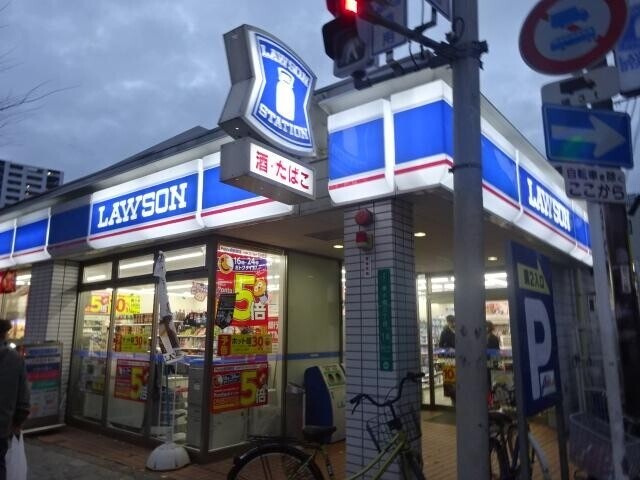 コンビニ　ローソン 鶴橋駅前店（コンビニ）まで367m