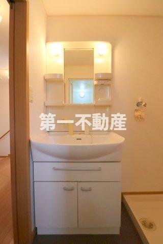 洗面設備　洗髪洗面化粧台