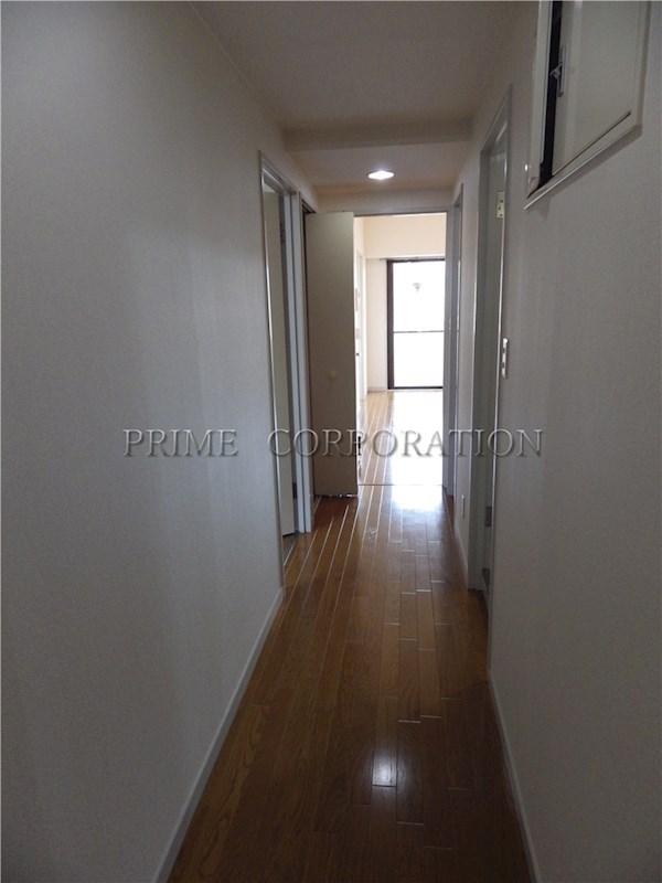 玄関　※参考写真※