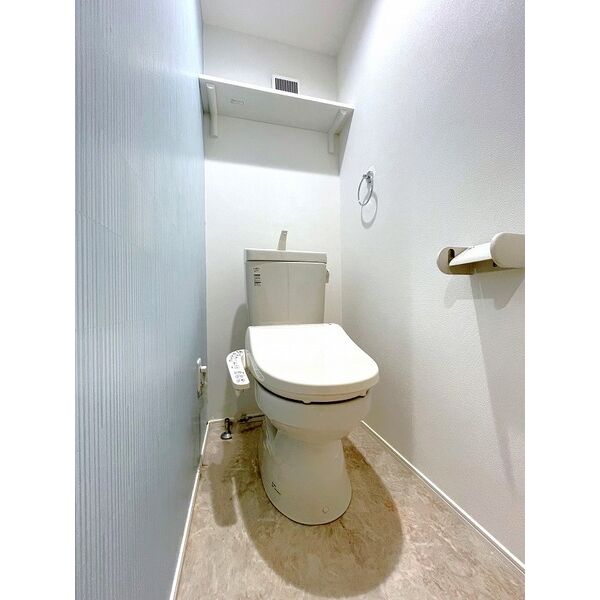 トイレ　※同じシリーズの室内写真