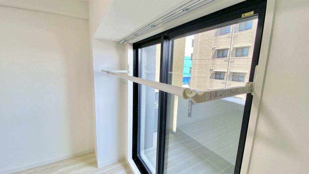 その他設備　室内物干し器